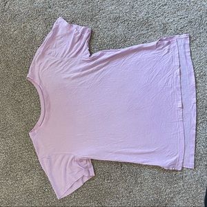 Lululemon basic lavender tee